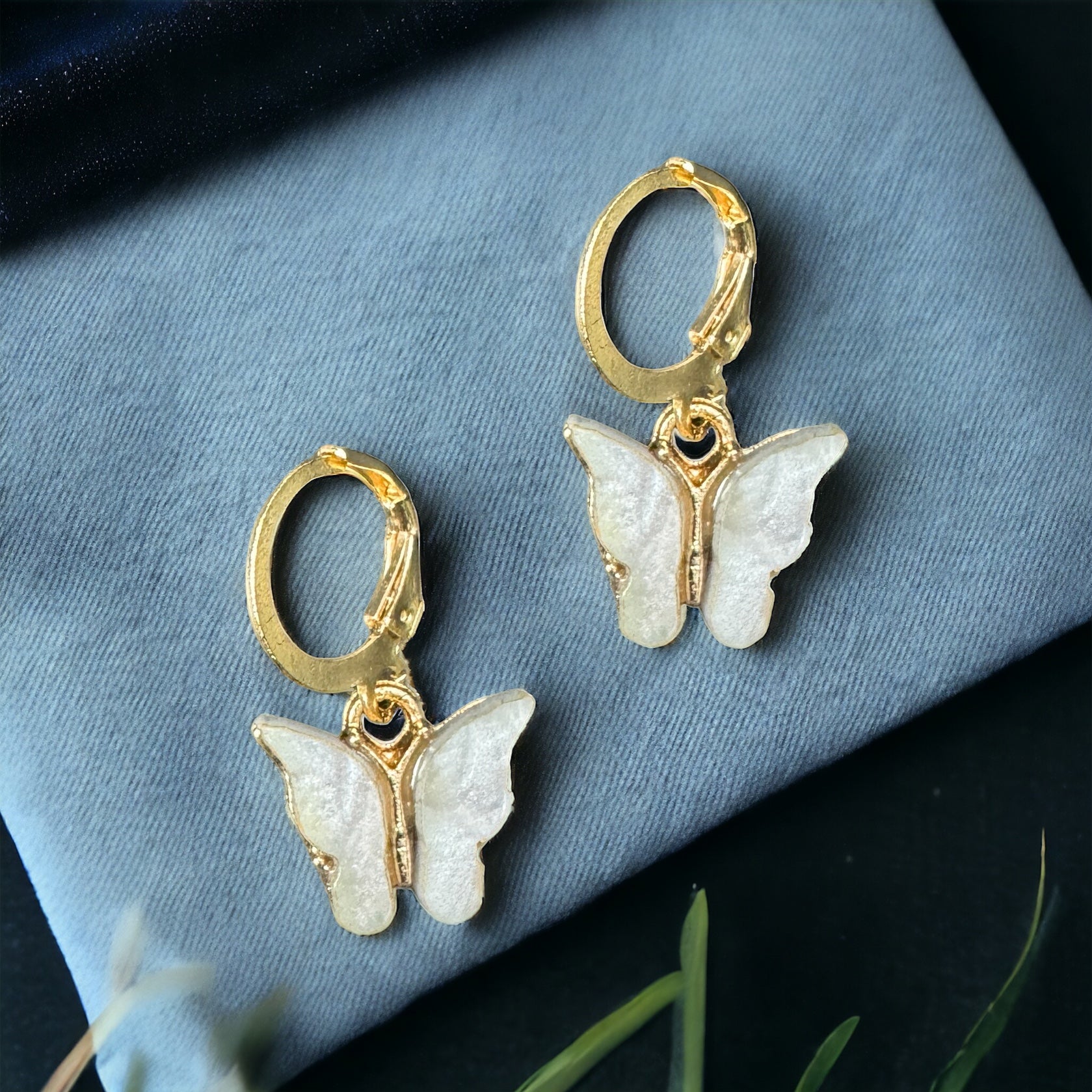 Butterfly Earring – Love DK